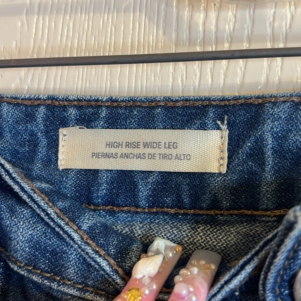Women's High-Rise Wide Leg Jeans - Universal Thread Medium Wash. Size 17R